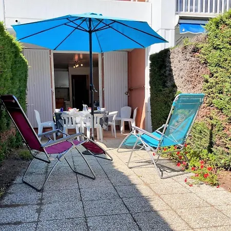 Le Lavandou, 2 Pieces, 6 Personnes - Fr-1-251-455
